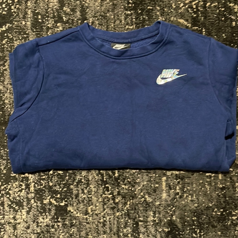 nike crewneck
